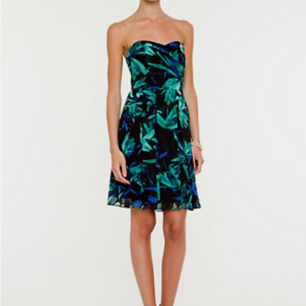 Le Chateau Blue Green Tropical Floral Strapless Cocktail Dress